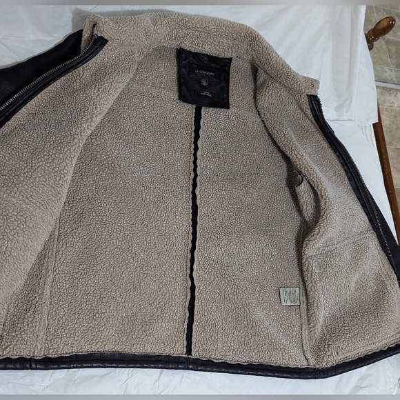 Le Chateau unisex xs/s jacket, looks brand new. - Picture 3 of 6